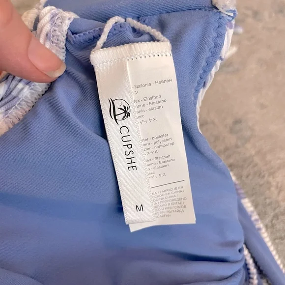 NWT Cupshe Martha Cross Wrap Halter Bikini purple/white snakeskin - size M - Picture 4 of 5